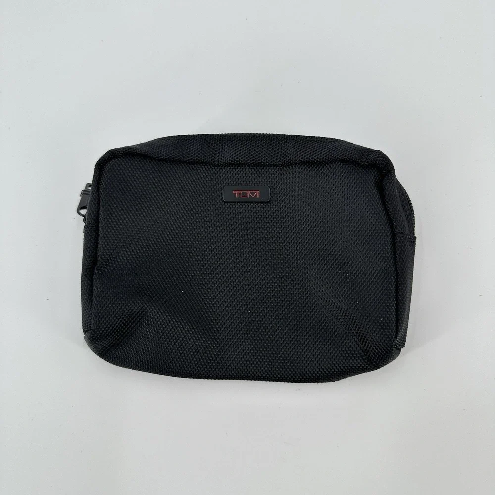 TUMI for DELTA Airlines Travel Storage Toiletry Makeup Cosmetics Bag Black